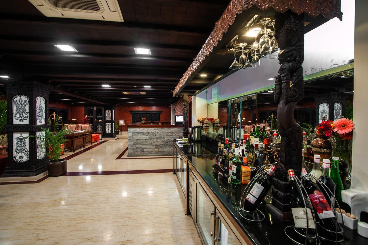 Traditional Comfort Boutique Hotel Kathmandu Exteriör bild